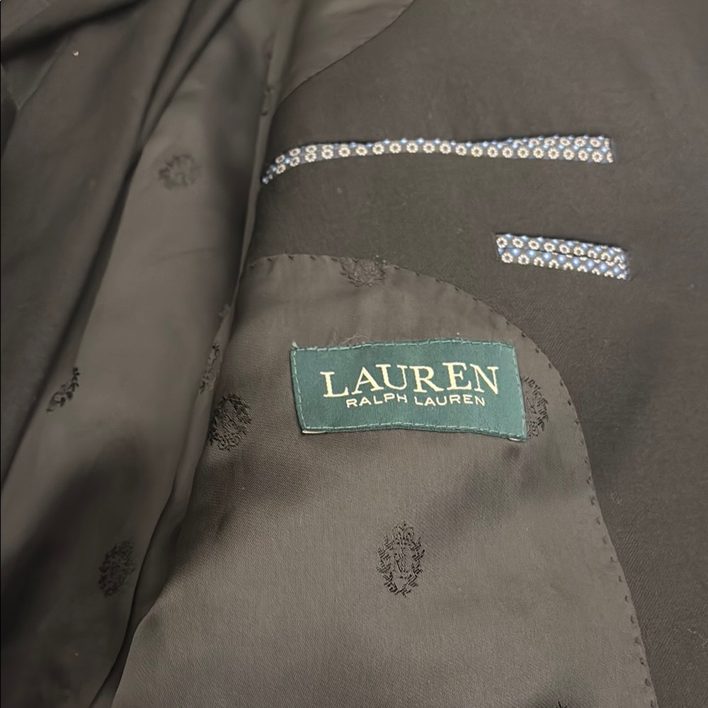 Lauren Ralph Lauren Black Suit ( worn twice)